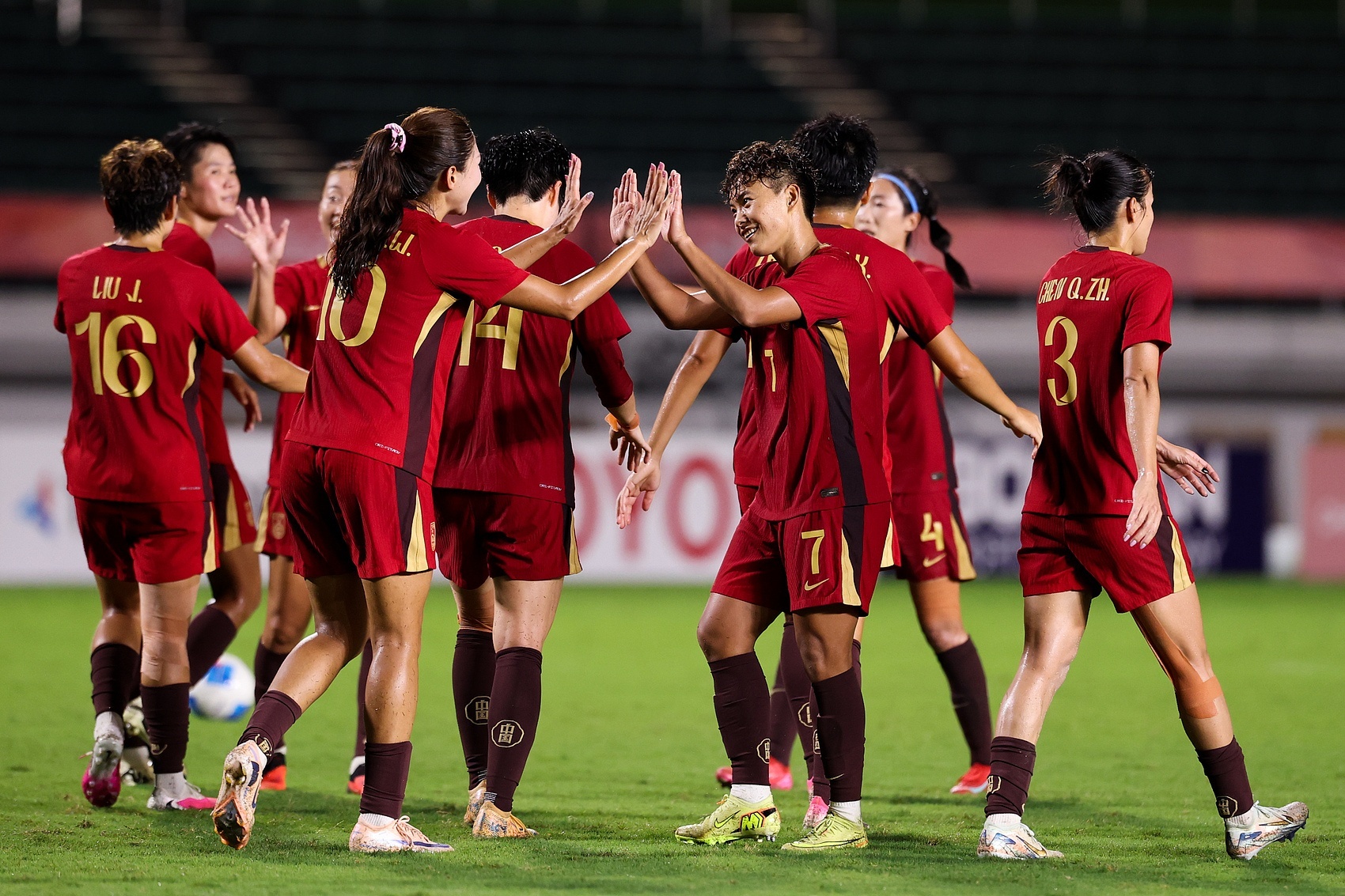 #中国女足狂射30脚仅进1球# 问题出在哪？亚运会女足1/4决赛，中国女足1-0