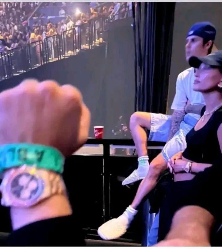 Hailey Bieber 怀孕了？
媒体拍到 Justin Bieber 的老