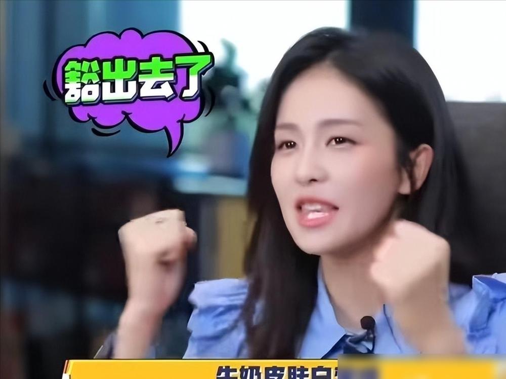 什么叫现实！
一纸新规，明星们光鲜的艺名壳子可能要保不住了。
现在拍戏署名，