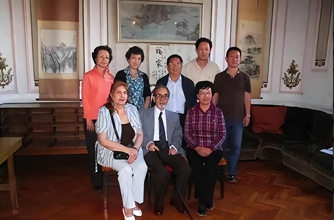不敢回大陆偏选印度，最后娶了总统妹妹，骨子里还是思南人？阿根廷布宜诺斯艾利斯，一