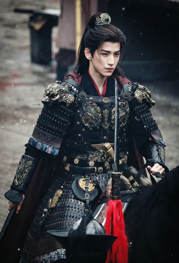 我以为是牛牛呢，红e确实帅 