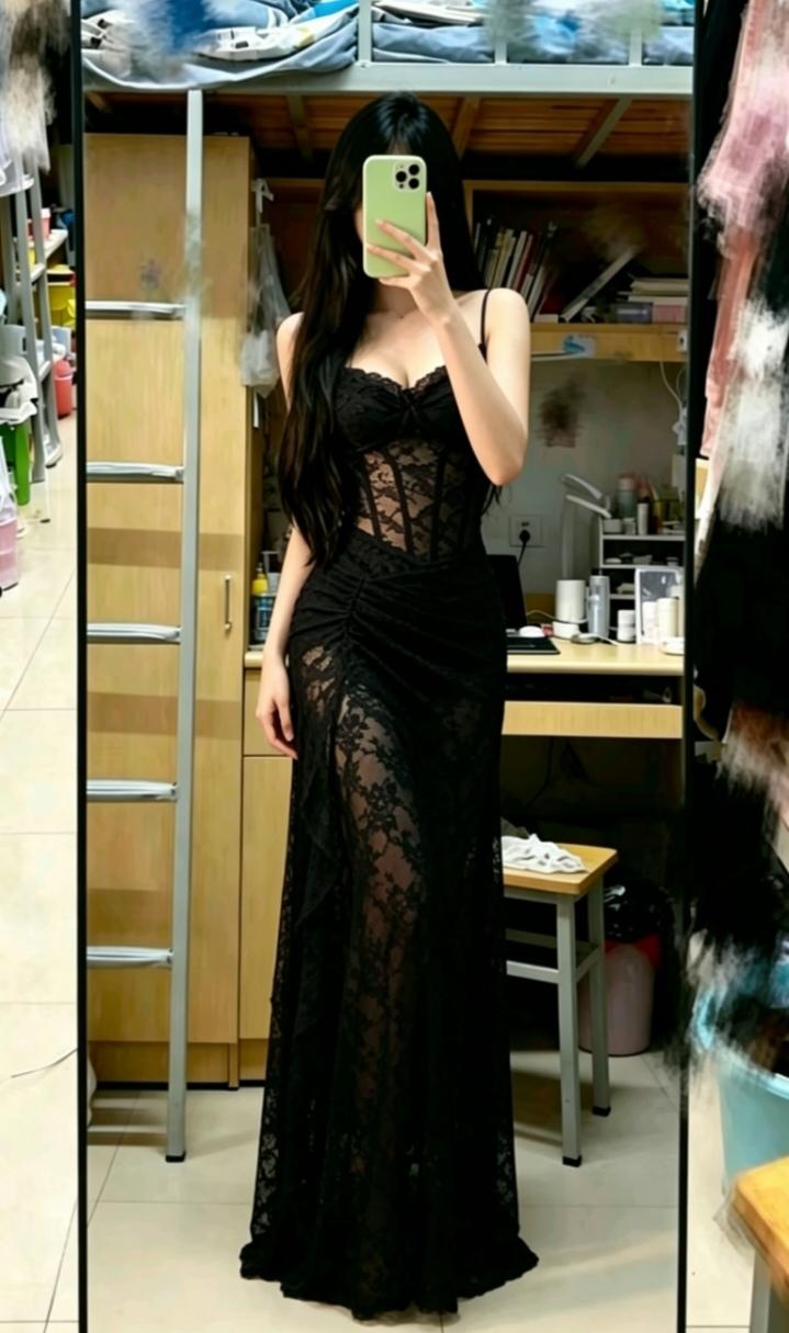女大穿搭日常 黑色蕾丝裙 腿精 御姐 辣妹