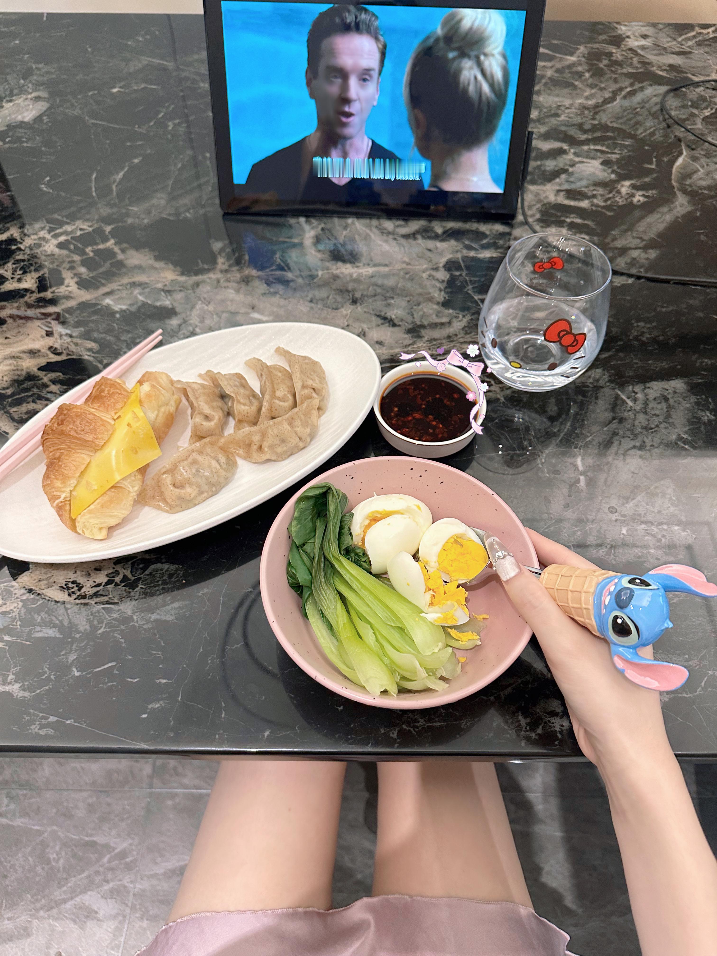 今天恰： ​​​