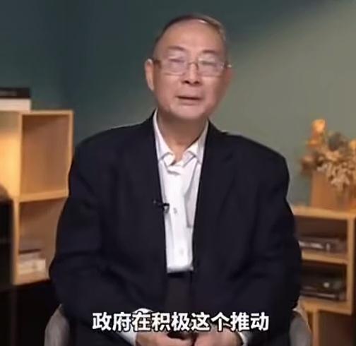 金灿荣：面对日本军事扩张暗流，差异化核威慑势在必行！
 
“不首先使用核武器”，