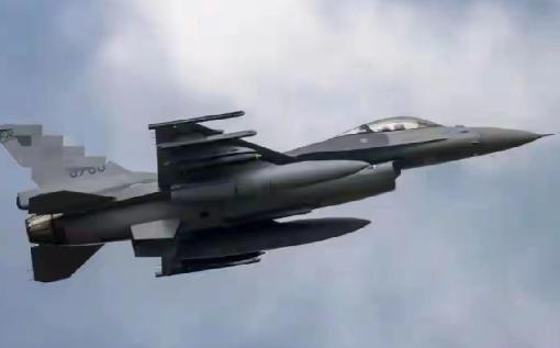 台海有情况！台军一架 F-16 战机 6 日晚 19 时 29 分突然从雷达上消