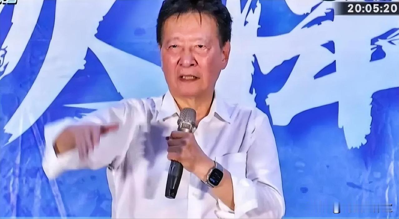 选前之夜，赵少康为郝龙斌站台直呼: 根据最新民调，郝龙斌领先第二名十几个百分点，