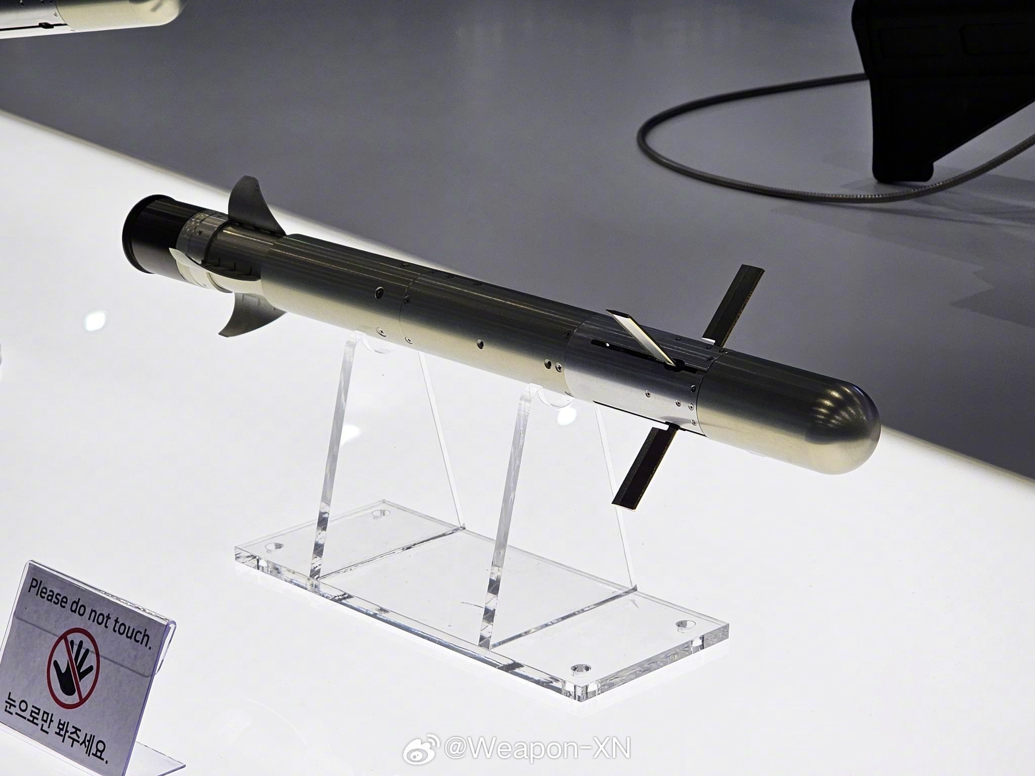 #兵器影像[超话]# 韩国LIGNex1公司展示了其从枪管下挂榴弹发射器发射的微