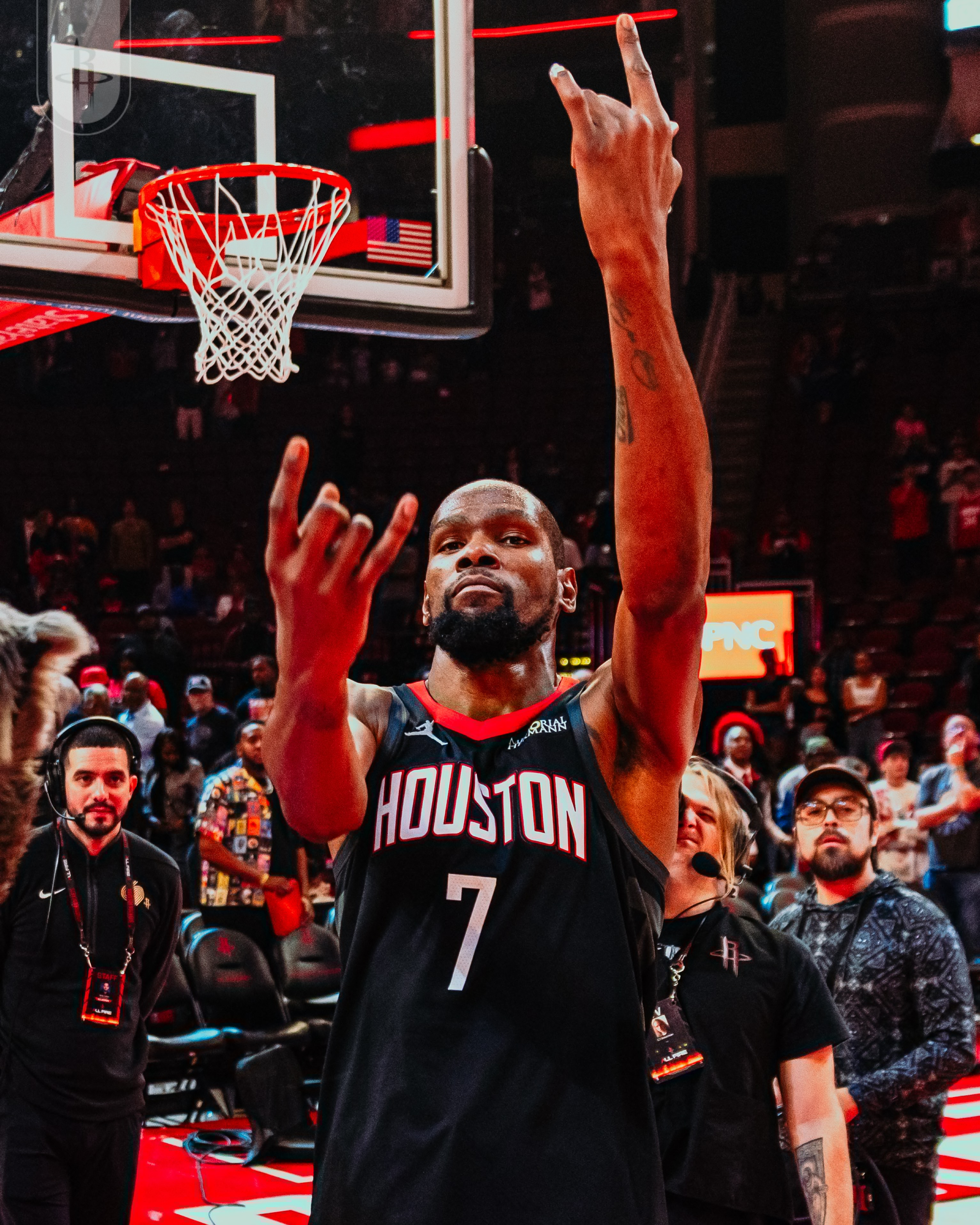 杜兰特就是乌度卡严父，啥也不说了。 