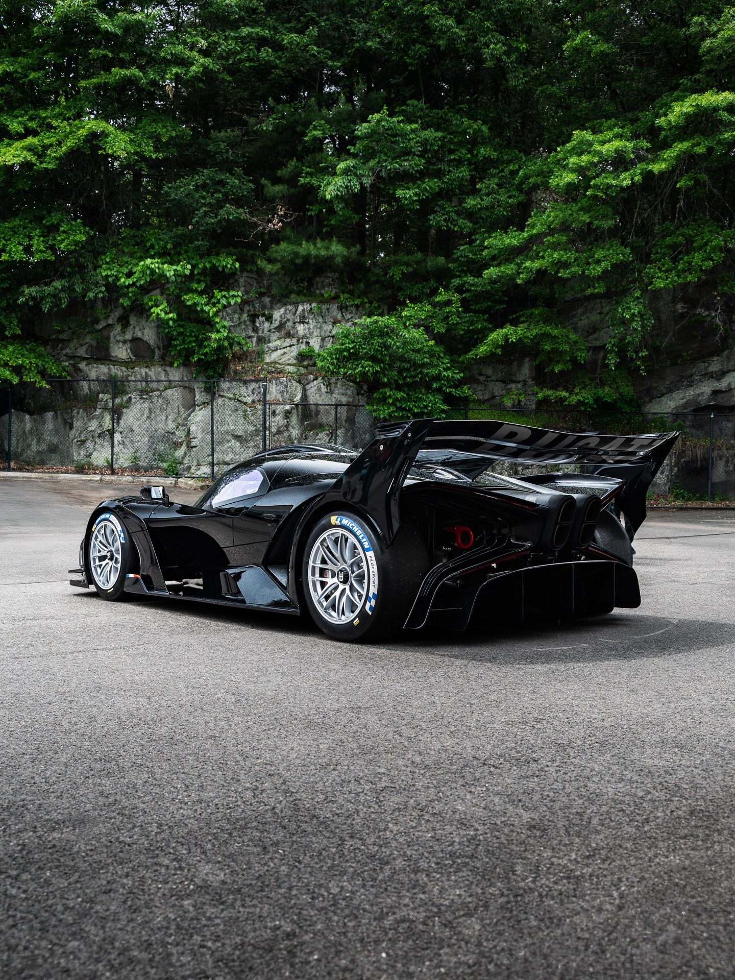 Car时尚  Bugatti Bolide 1/40限量版。你觉得这辆狂野的「仅