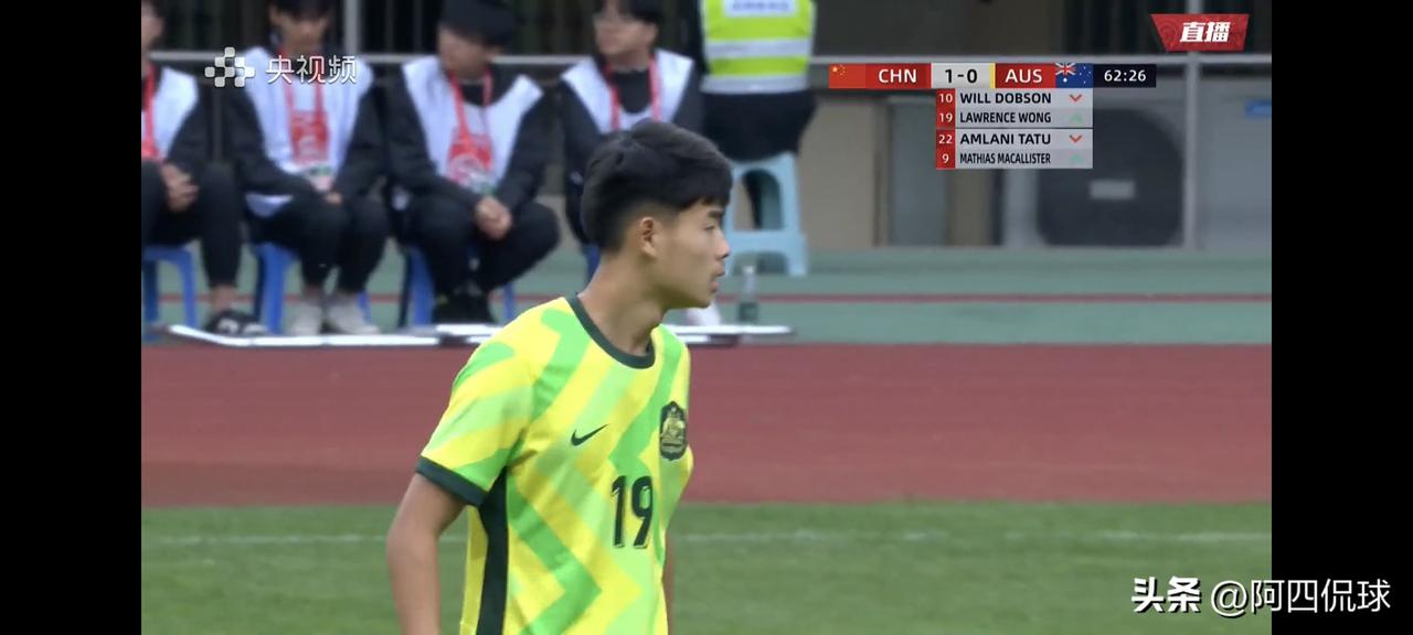 血是中国血，心是澳大利亚心！明明是黄皮肤的华裔小伙子，偏偏要代表澳大利亚国青队效