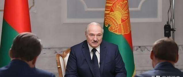 白俄罗斯的总统卢卡申科对欧洲记者说，“美国之所以不敢与中国宣战，那是因为美国已经