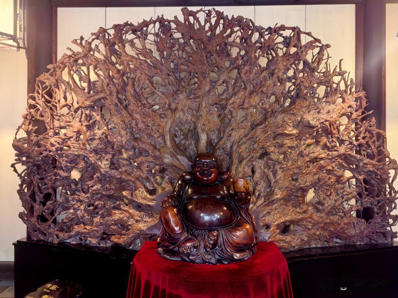 耕乐堂是苏州同里古镇中现存最古老的建筑，也是古镇内唯一的明代宅第园林，2013年