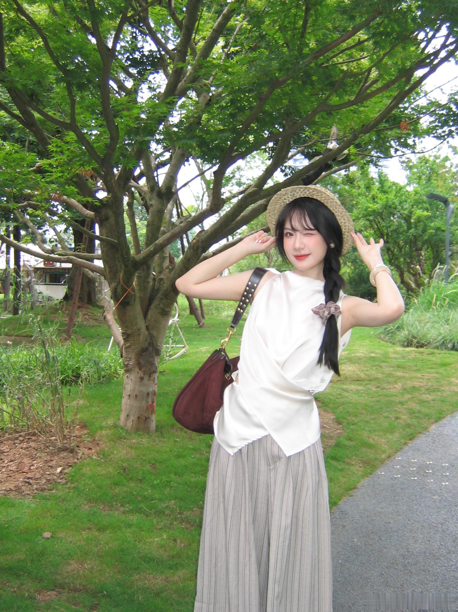 晴光生绿意🍃 