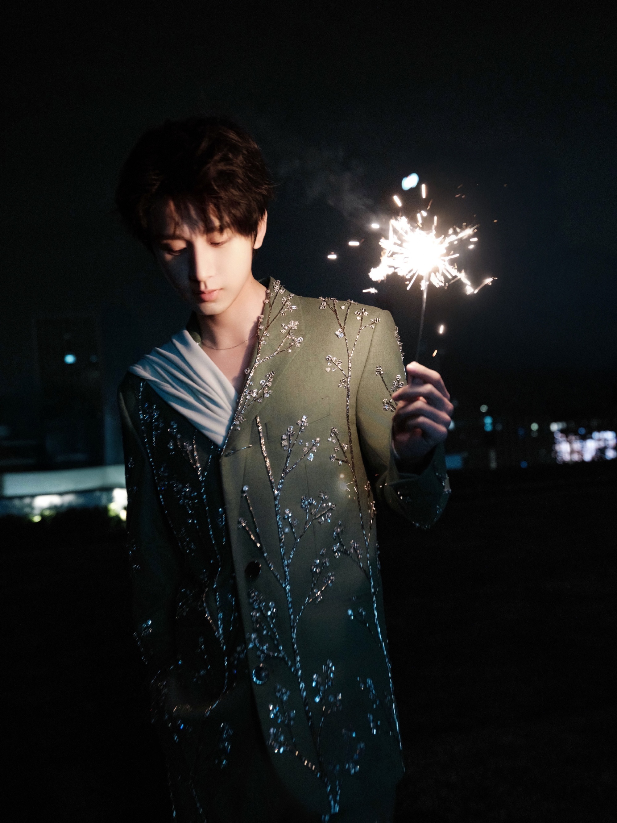 明星2026年的第一张营业图来了，新的一年继续🔥，走上坡路！！！