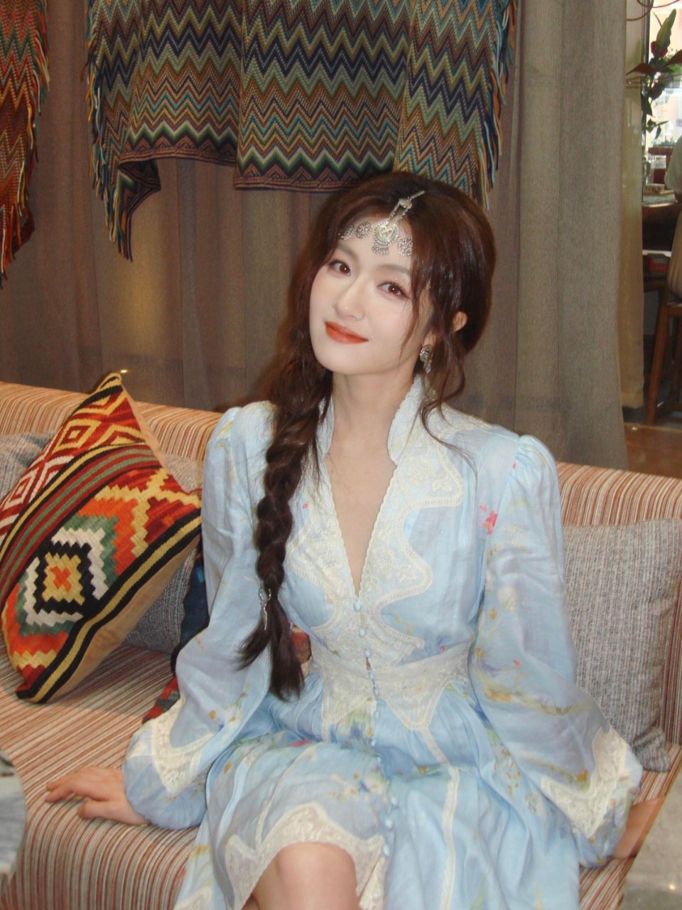 李兰迪新疆ootd李兰迪的新疆ootd 李兰迪美的新疆ootd好美啊 ​​​