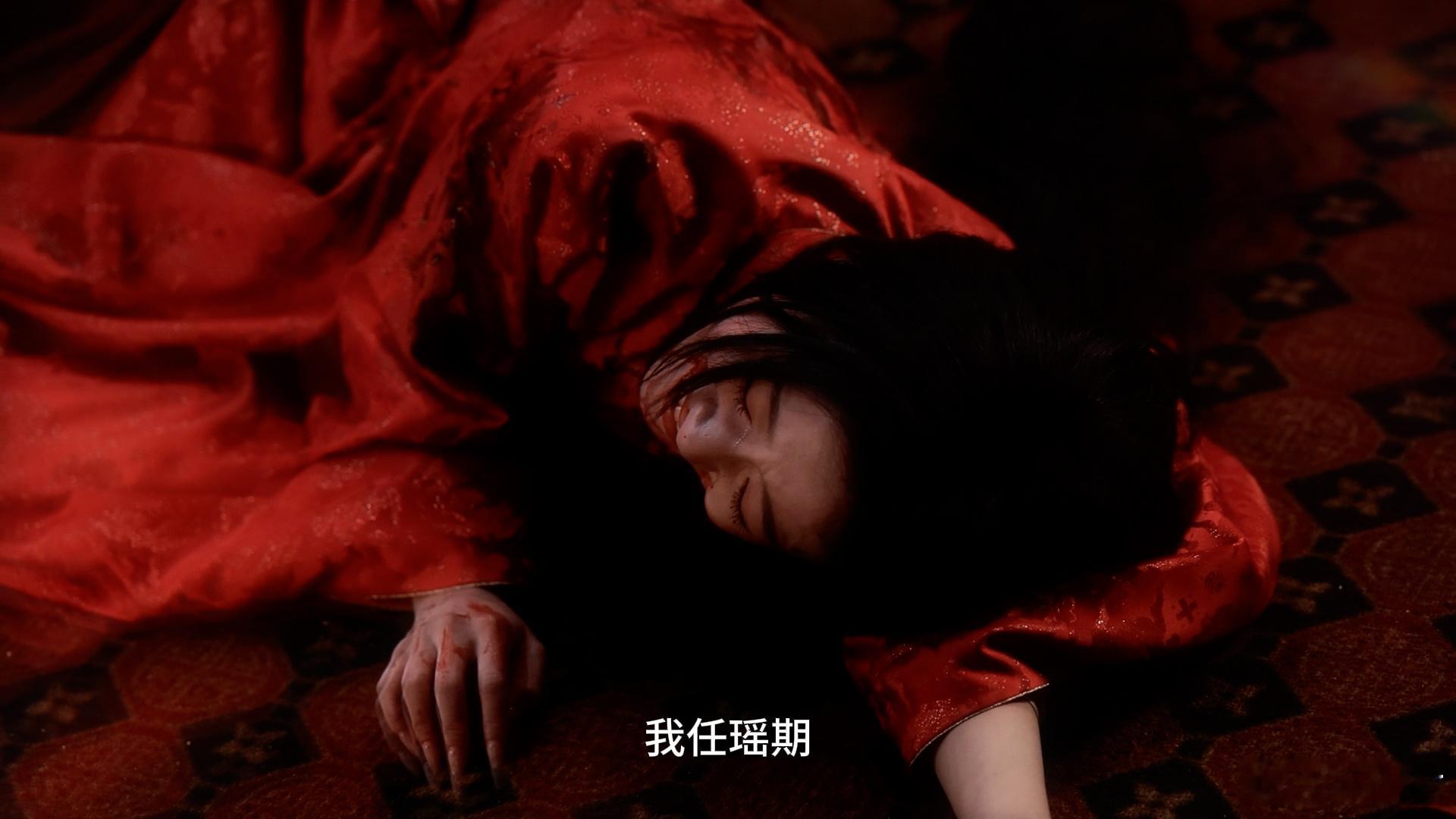 包上恩包上恩血嫁衣破碎感  颜控大满足！包上恩天生适配血嫁衣造型，浓烈色彩衬得她