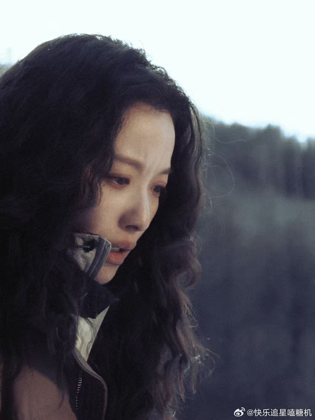 倪妮又有人生镜头了 倪妮在《隐身的名字》又有人生镜头了！弟弟心疼的开始，是小时候