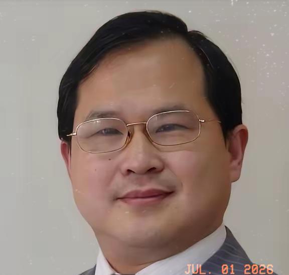 “中美关系恶化的责任不在美国，中国应该看看自己的问题！”这句话出自中国教授胡伟之