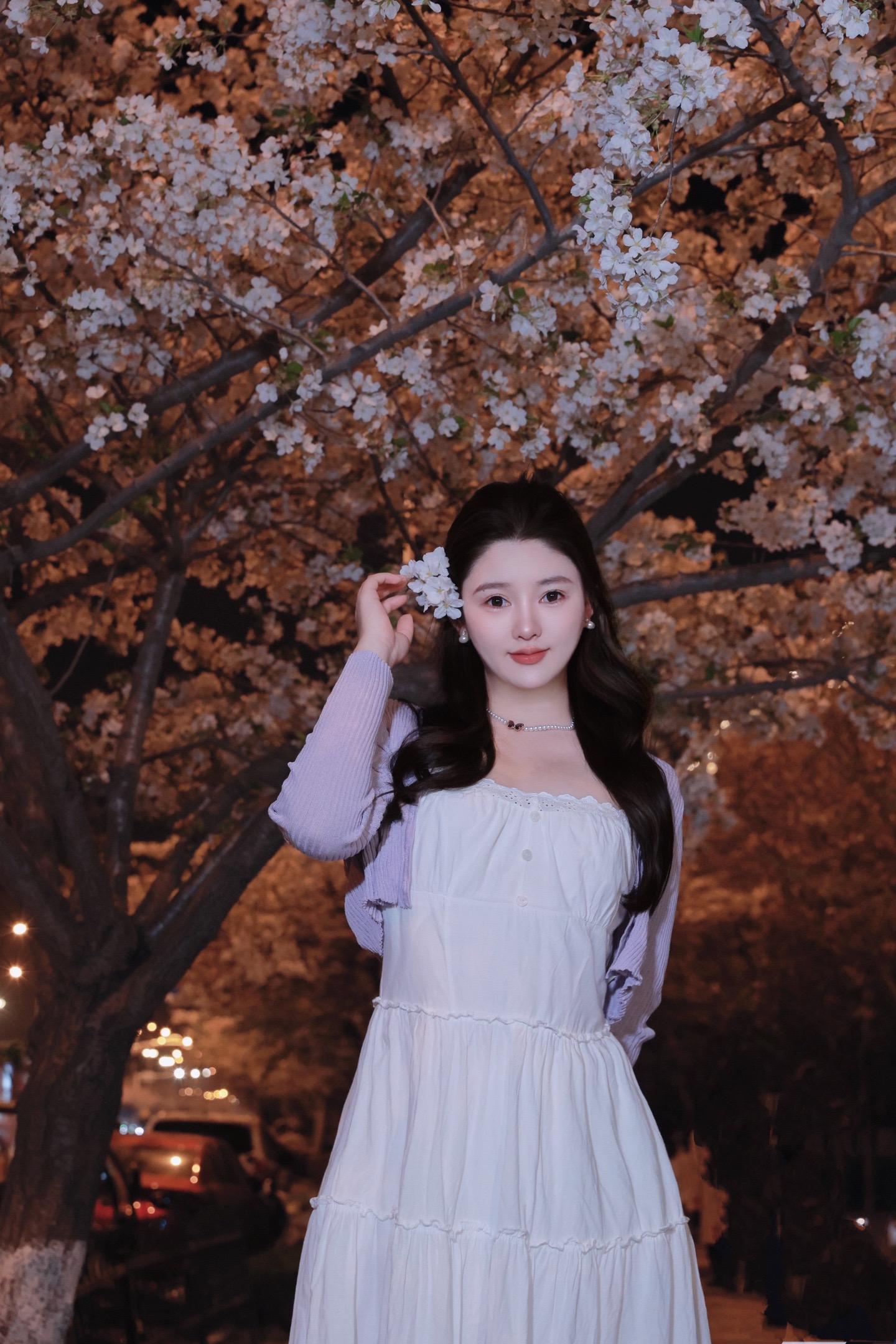 春天就是要和花花拍照📷