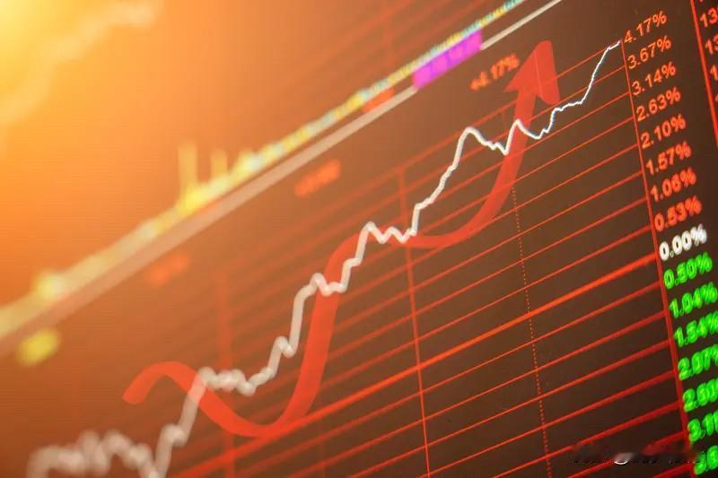 普通投资者就别碰看不懂的领域了，除非是能割能捂的老股民，聚焦核心是更稳妥的玩法。