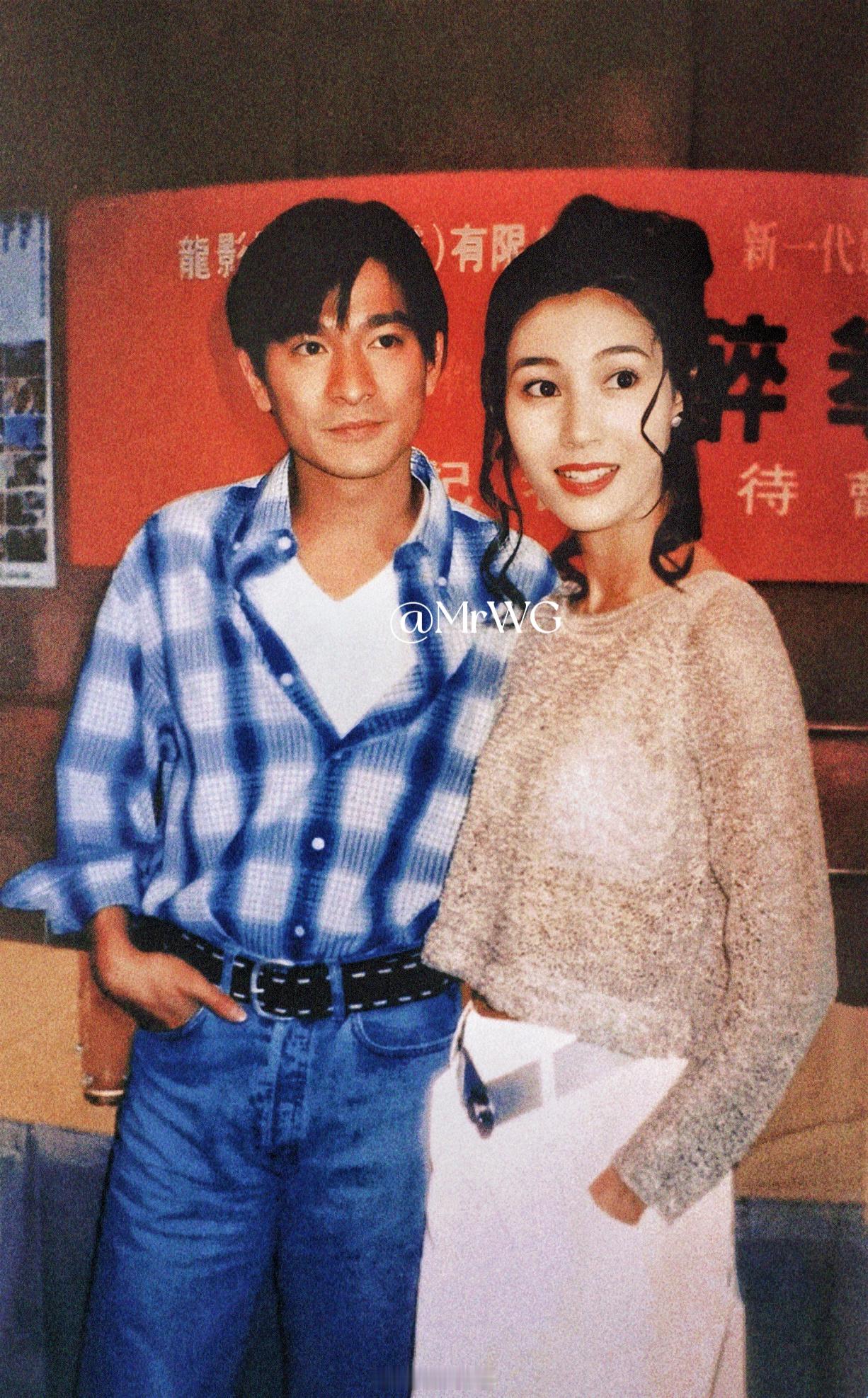 刘德华[超话]搭乘花絮去幕后 华仔这颜，和李嘉欣真是大写的俊男靓女典范——199