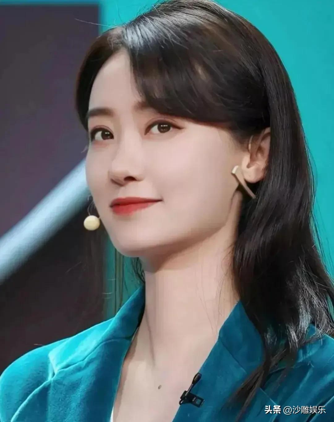 张小斐，重磅官宣新身份！
 
3月20日，张小斐直接爆上热搜前排！不是新剧开播，