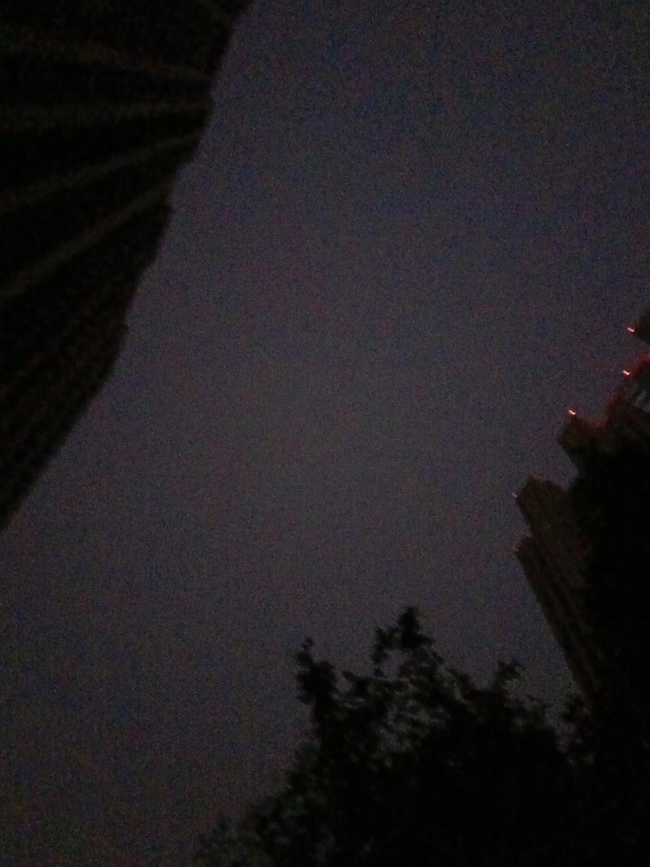 无星无月，我就是星月，自己指引自己。