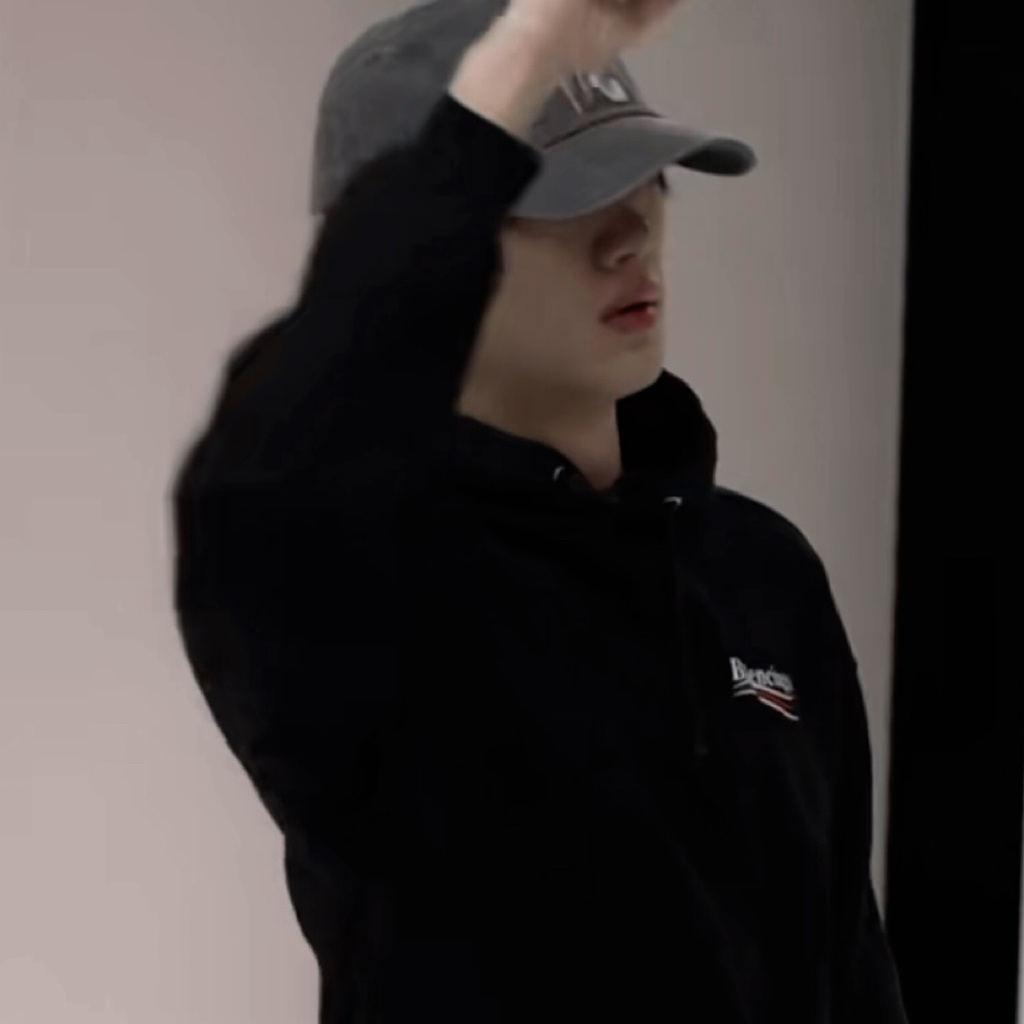 妈呀，20年经常穿的衣服，26年又在纪录片看见了🥺偶们勤俭持家的小定格 
