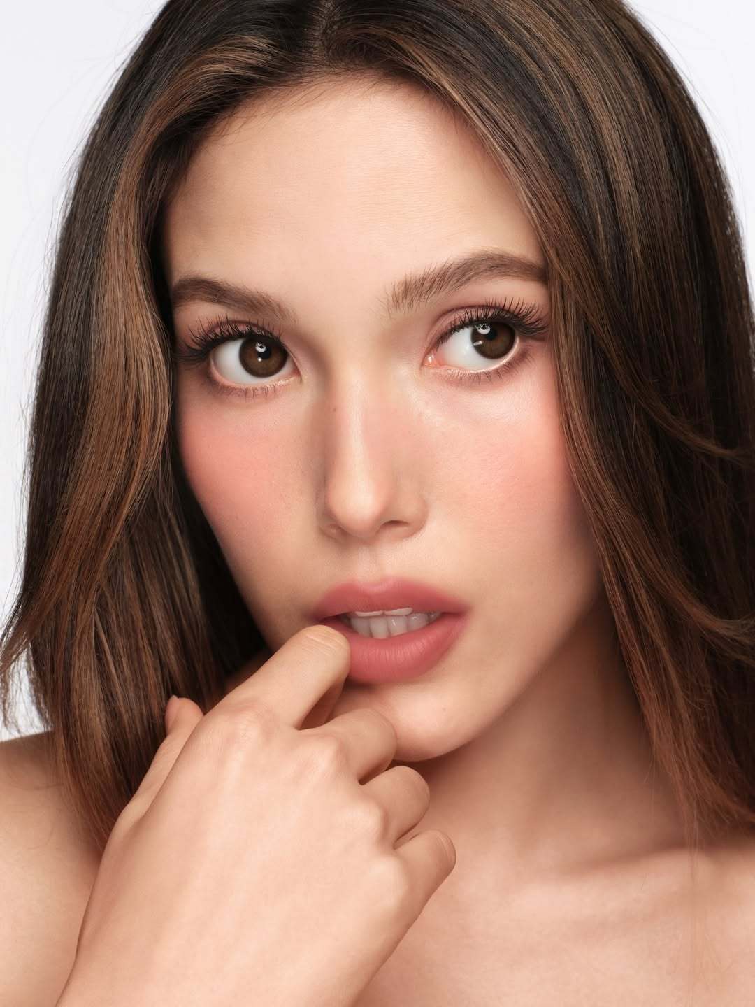 Armani beauty 启用为品牌全球形象代言人青蛙公主slay 
