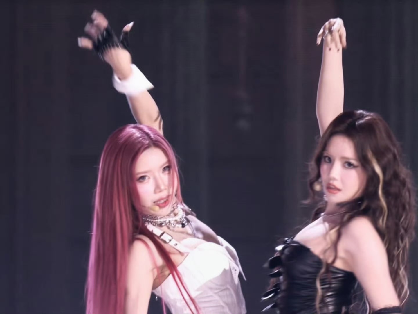 安崎浪姐二公口碑安崎目前在乘风的3个舞台个人表现真的很完美👍今天《恋我癖》蔡依