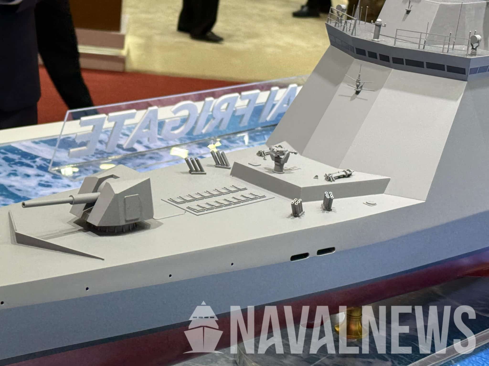 韩华海洋面向泰国推出的OCEAN-40F护卫舰方案，比起之前给泰国造的DW-30