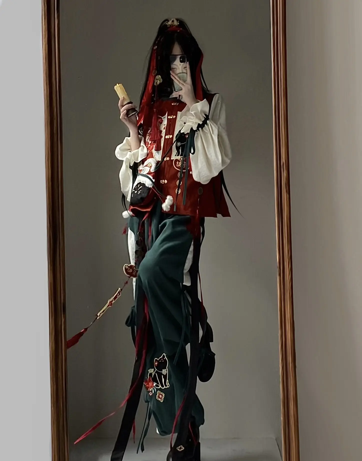 “钱来钱来！钱从四面八方来！”