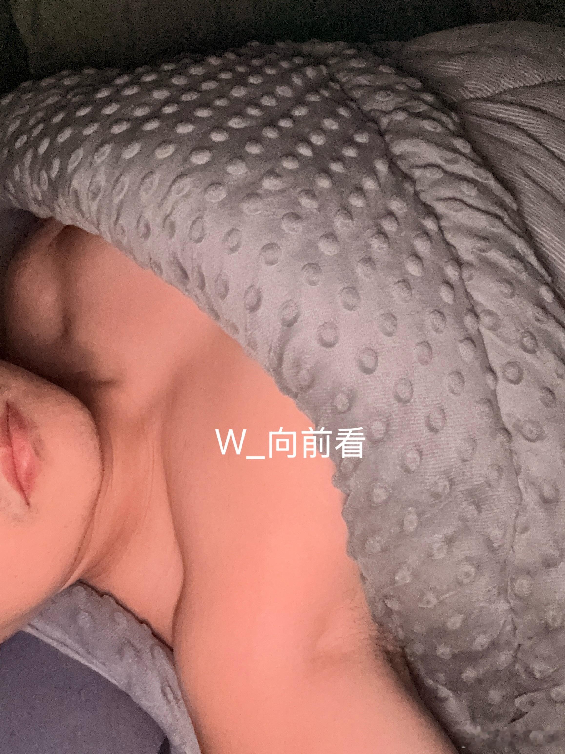 早上好啊，周五啦～～[锦鲤附体][锦鲤附体][锦鲤附体] ​​​