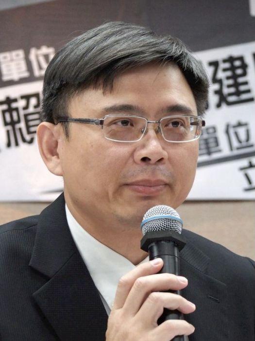 2月28日，美以对伊朗境内目标进行打击，在伊朗的中国人都在撤离伊朗，大陆政府在发