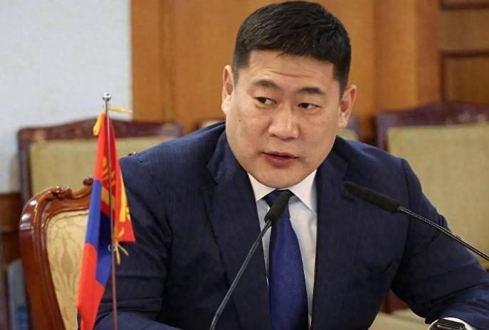 [中国赞]一位蒙古国网友在网上发出了这样一句话：“当初蒙古为何要脱离中国独立出来