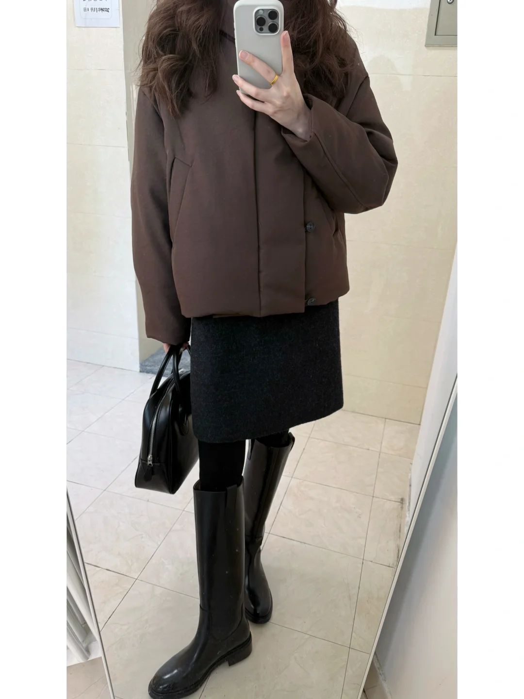 降温穿什么/ Lemaire风羽绒服和羊毛背心裙