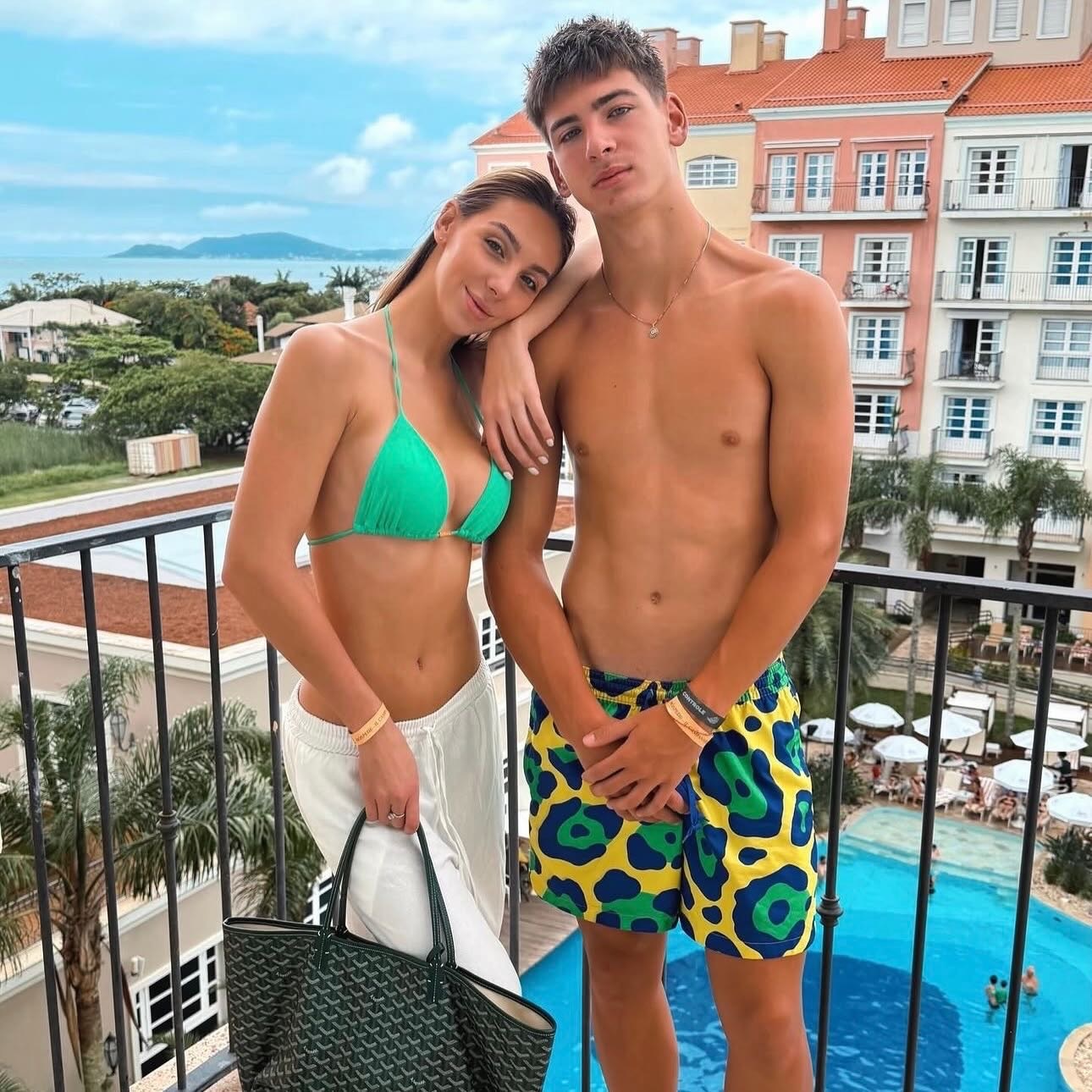 吉尔伯托的一双儿女，太养眼了！时间真的太快了✨巴西男排传奇吉尔伯托的一双儿女都长