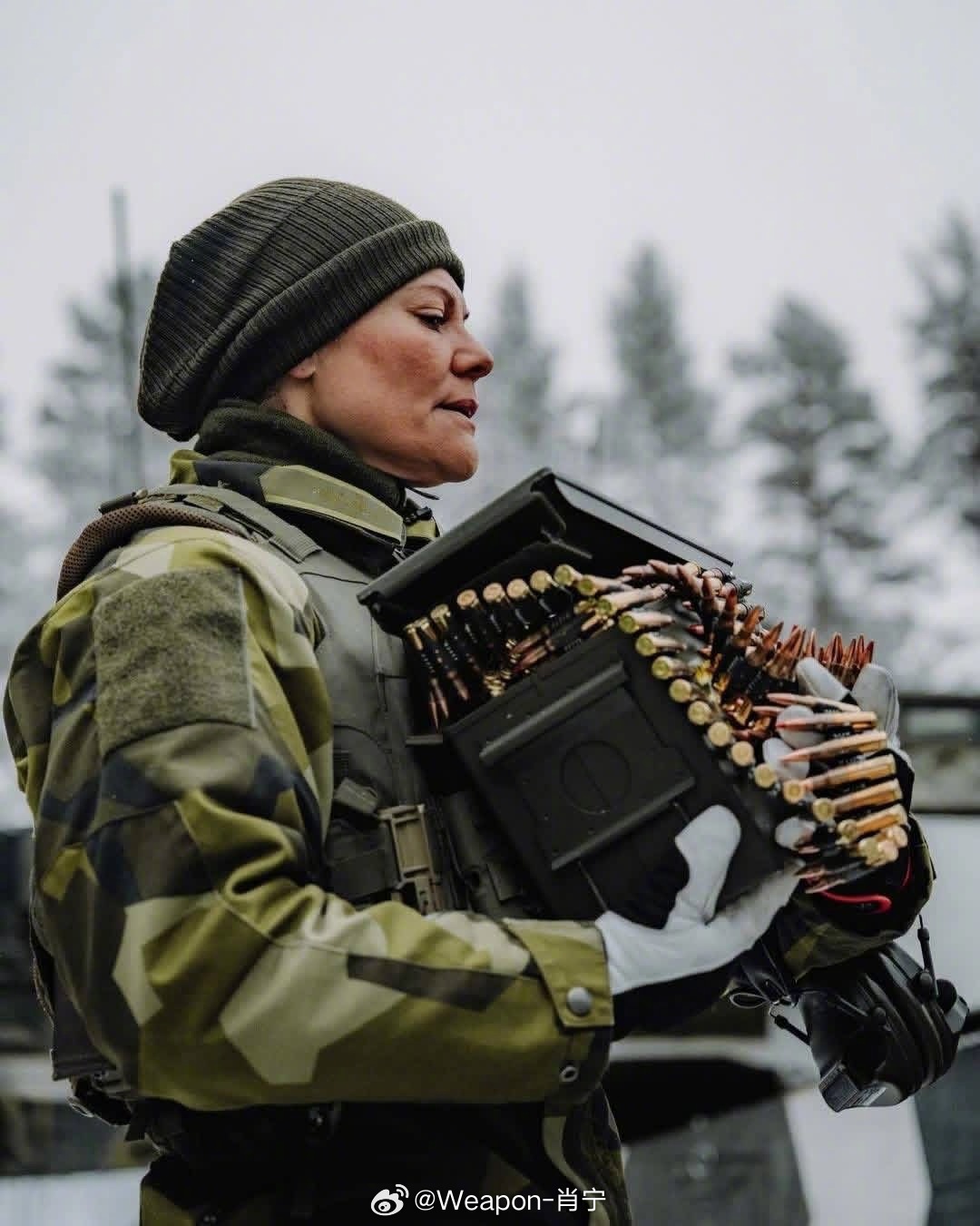 烽火问鼎计划 公主装炮弹——瑞典皇室维多利亚公主访问了部署于拉脱维亚的第71机械