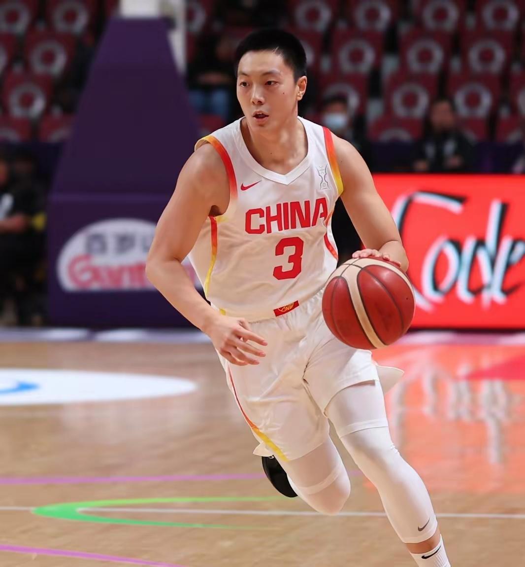 中国男篮打菲律宾男篮真的不需要动员！大家还知道打哪个队不要动员吗？
今天下午胡明