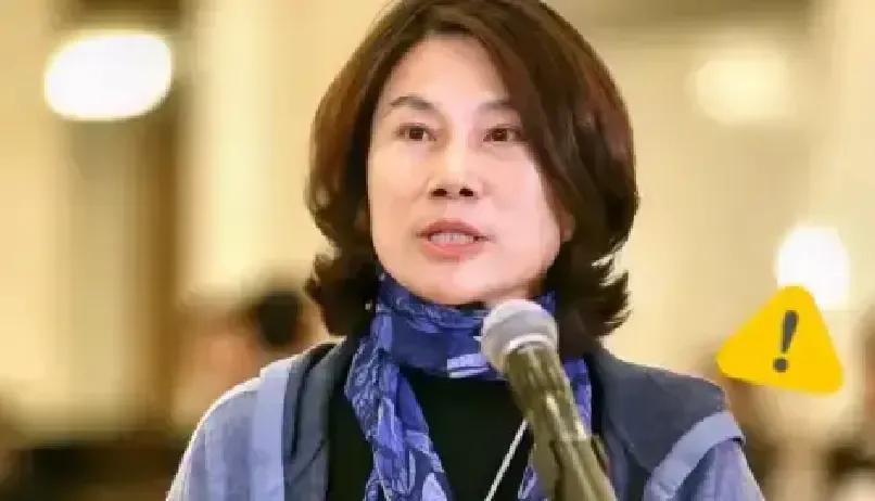 国安部刚晒出伪装成充电宝的窃密器，网友又把董明珠八年前“不招海归”的旧话翻出来。