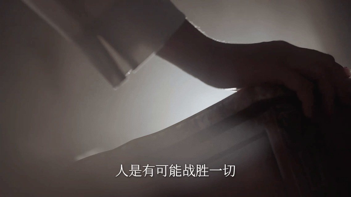 伊能静天崩开局的人生 伊能静的成长故事挺打动人的，原生家庭不好又怎样，她靠自己活