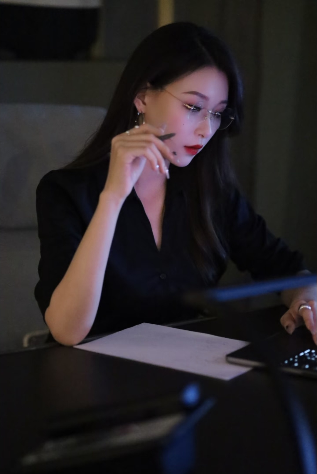 周六休市不开盘，终于可以放下盘面好好放松一下～😌这周行情大分化，高位大跳水、低