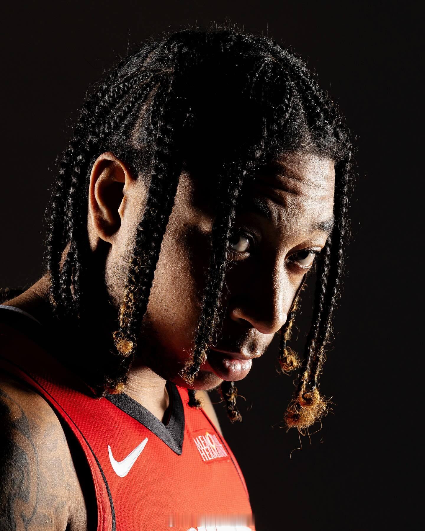 火箭从毒蛇召回戴维森