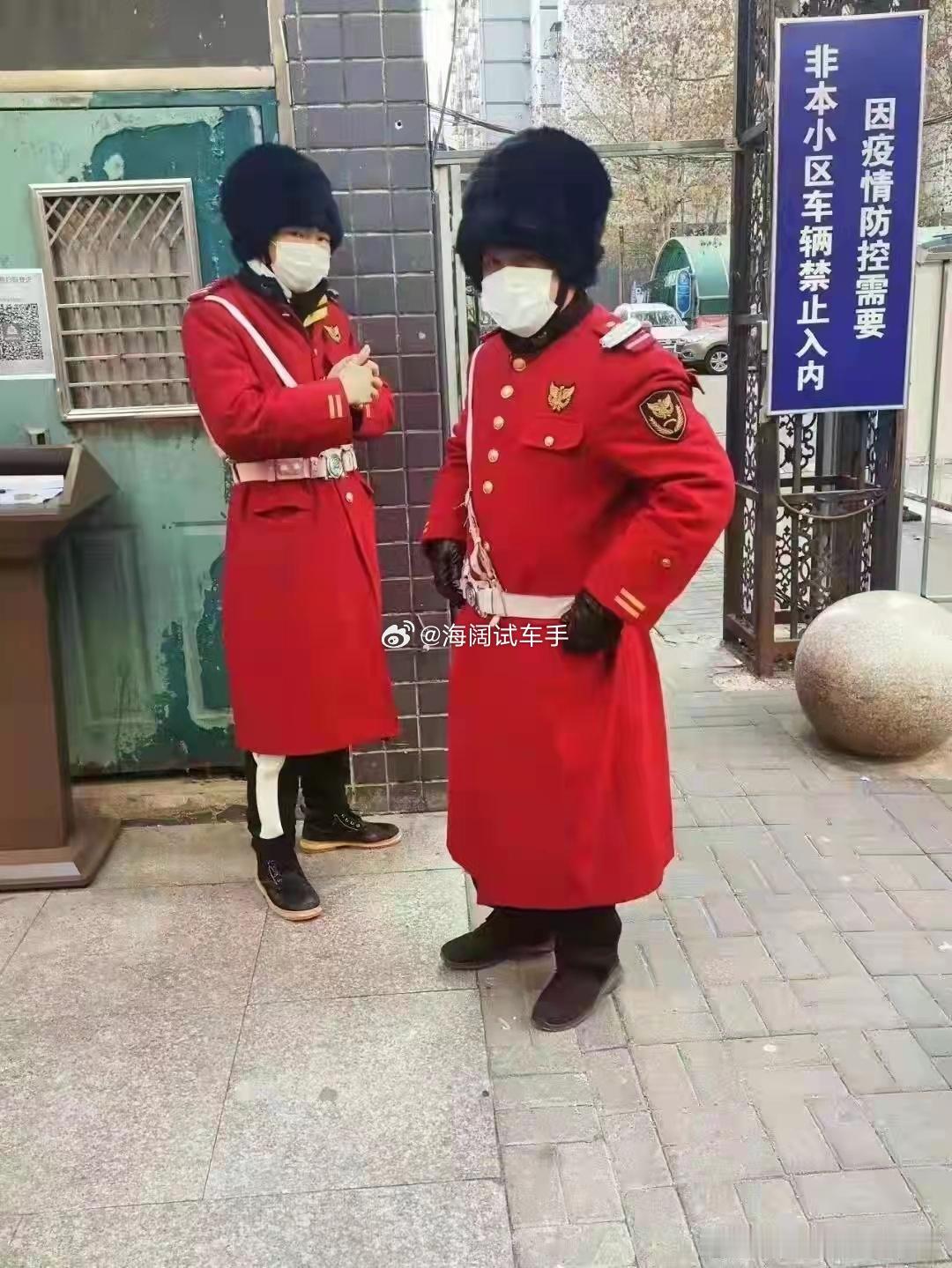 最近物业公司主动撤离的案例越来越多~~~原因就是物业费出现大面积拒缴了！！！