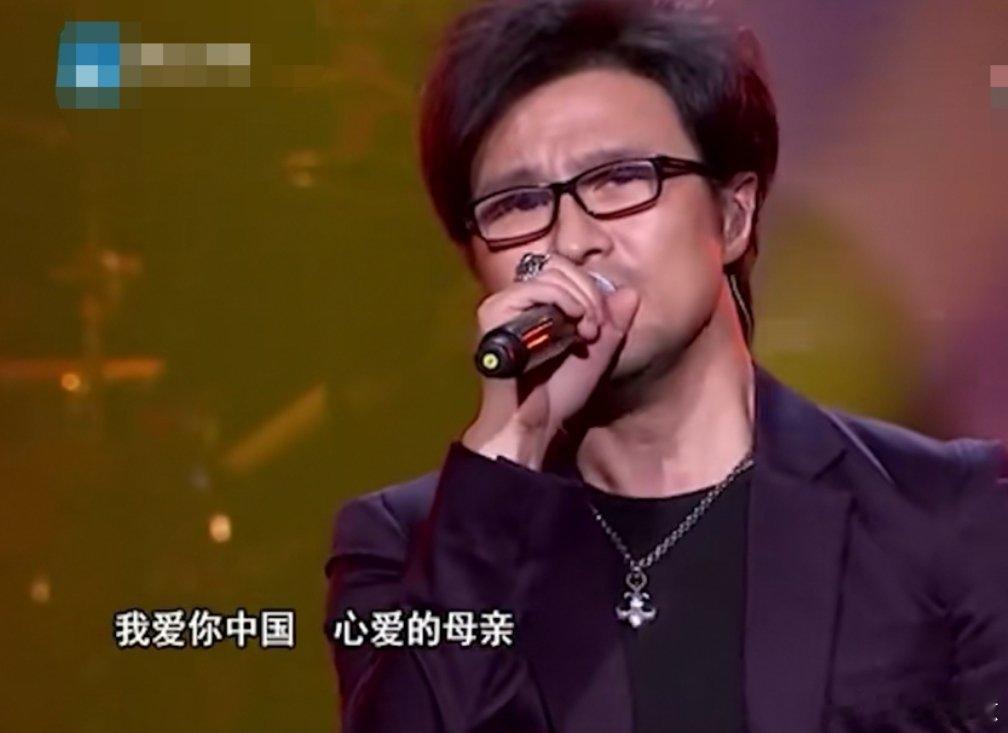 汪峰算不算得上中国音乐教父？算得上。或许汪峰还可以得到比如说鲁迅文学奖之类的奖项