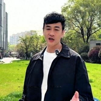 确认！何润东真要来“苏超”了，评论区已炸锅

4月13日下午，何润东发视频官宣：