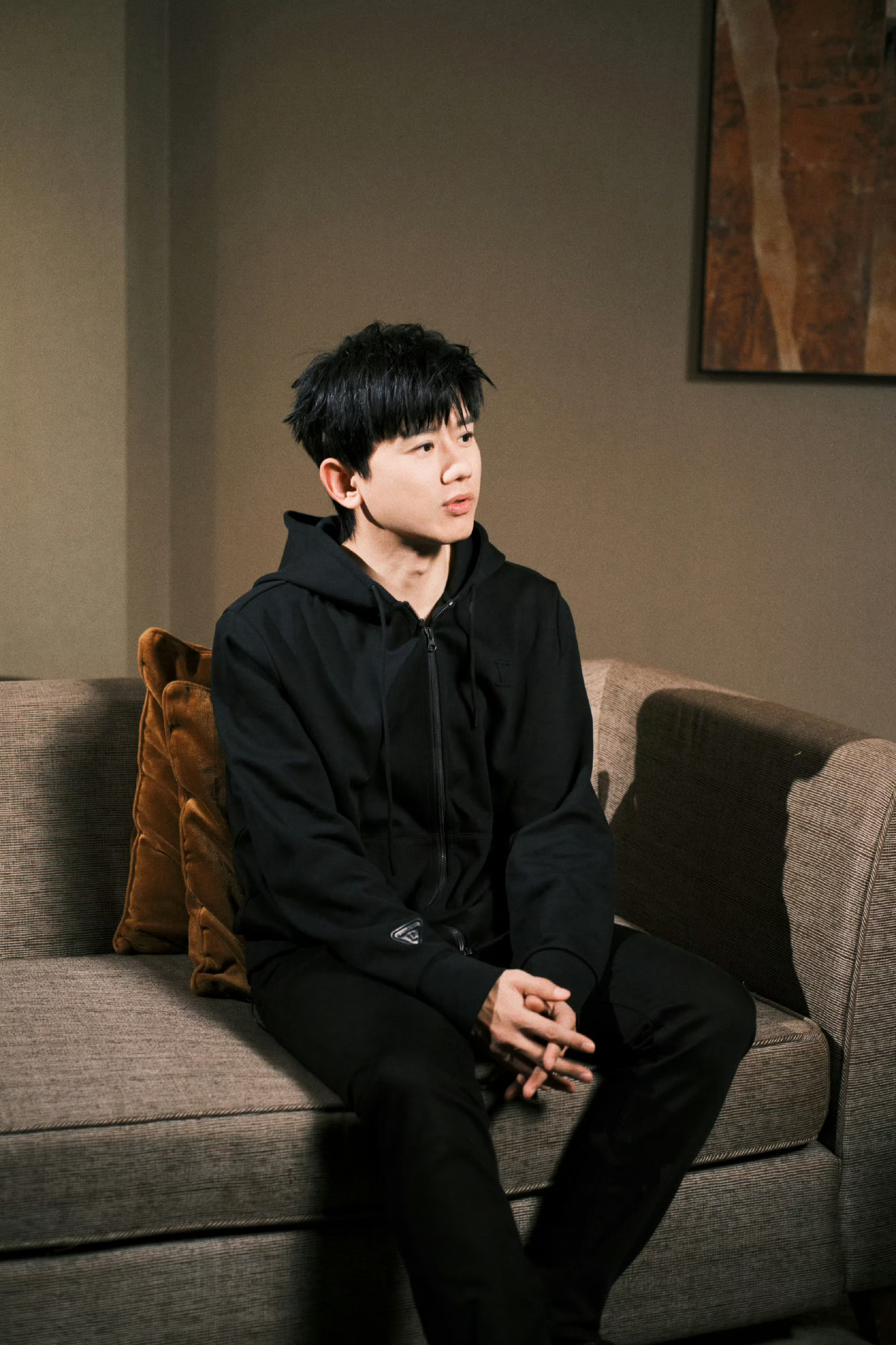 张杰在北京太忙了又要忙春晚彩排又要忙演唱会彩排除了这两个还有其他活动这么忙