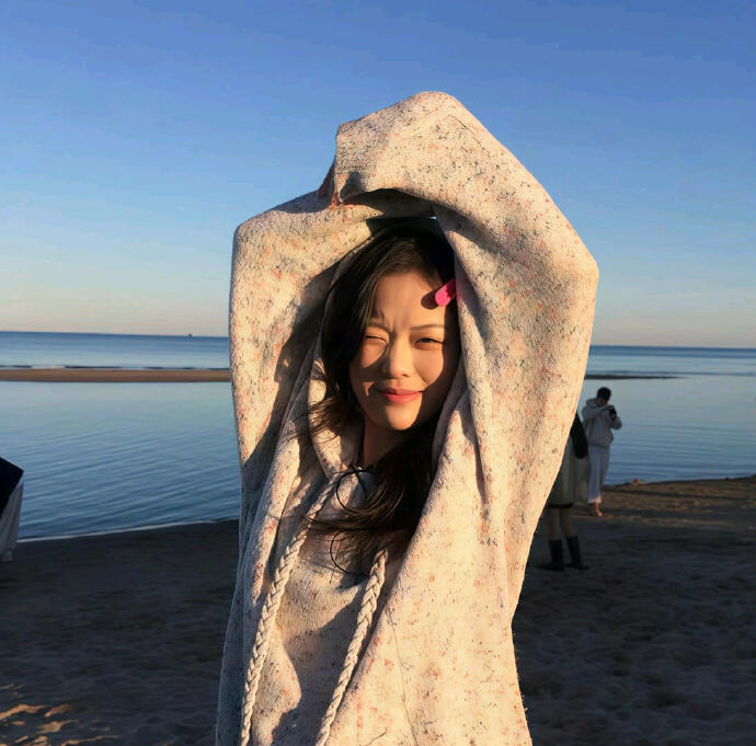 𝗪𝗲𝗖𝗵𝗮𝘁 自由感女生头像.ᐟ‪.ᐟ盛夏壁纸大放送动漫仲夏狂欢季