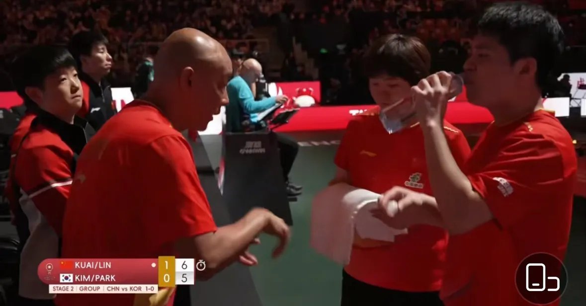 成都混团 中国VS韩国 王曼昱3:0李恩惠  马琳指导暂停叫的及时！12月4日，