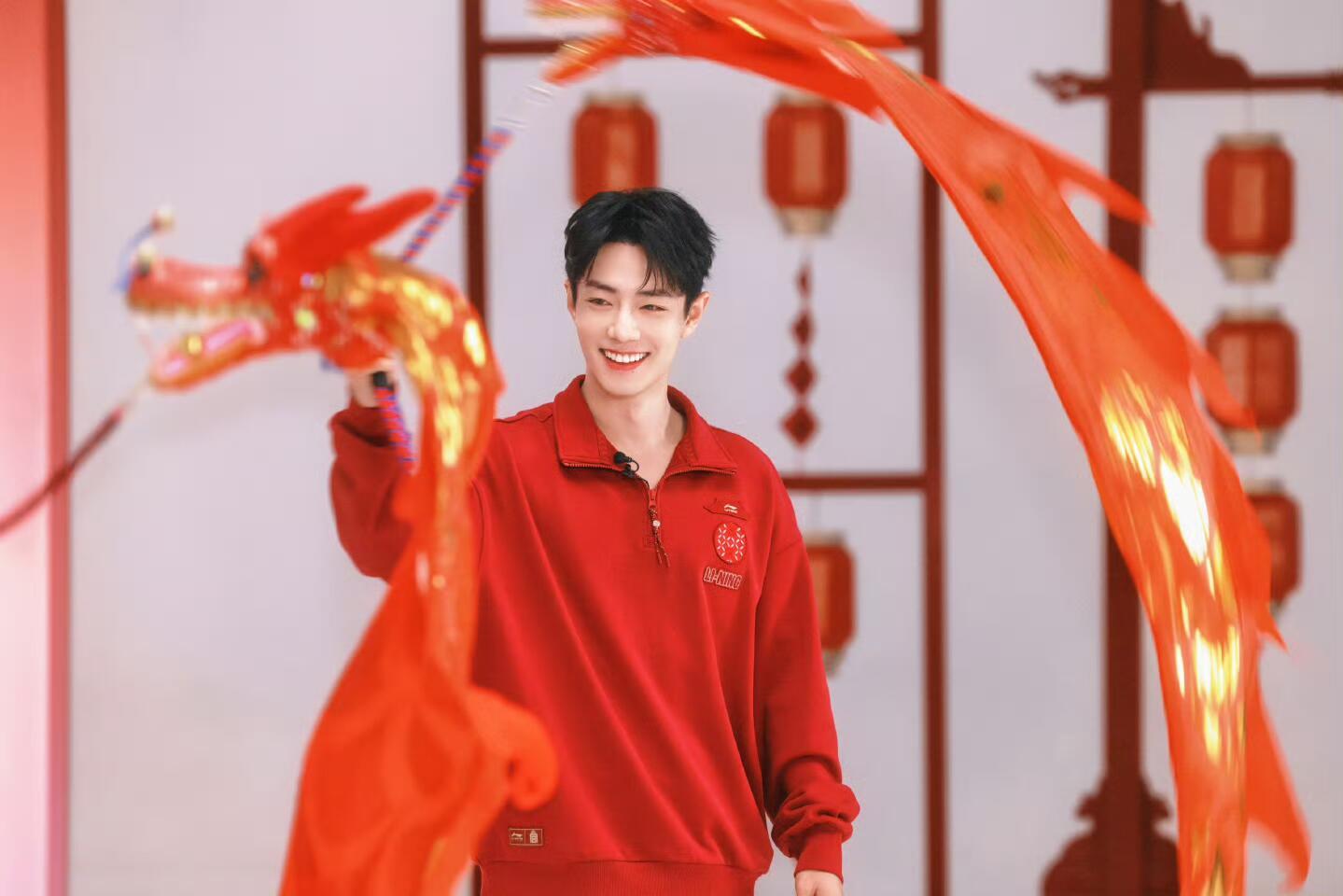 肖战祝大家2026尽兴又随心今年真是收获满满的一年，音乐专辑销售额，电视剧藏海传